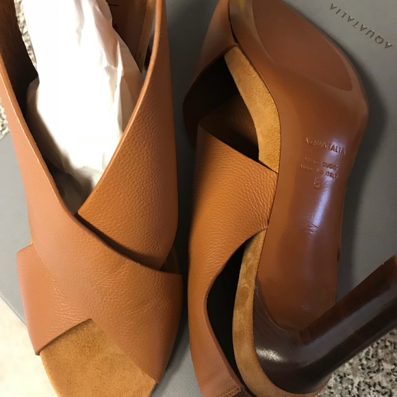 Aquatalia Bayleigh Calf in Camel NIB - Picture 4 of 4